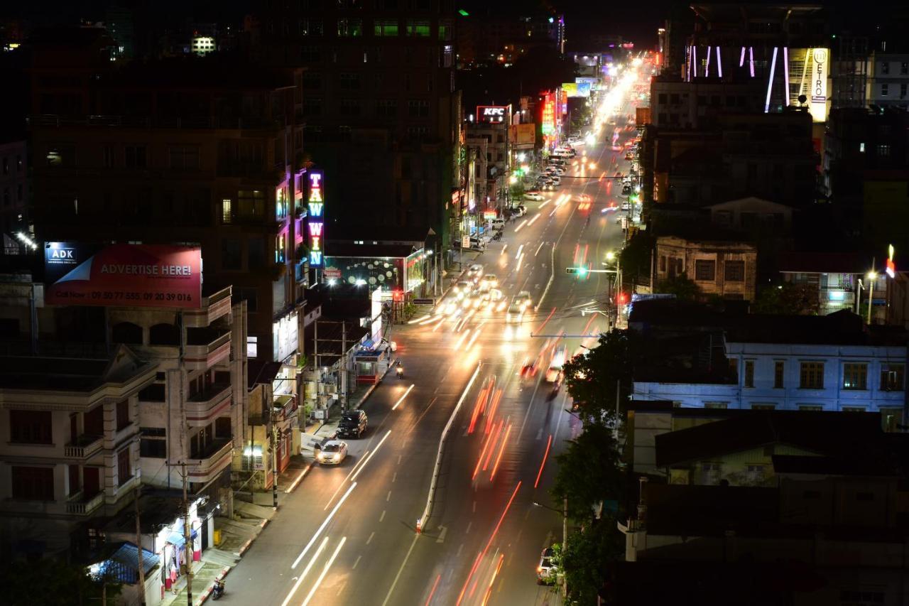 Sanctuary Hotel Mandalay Ngoại thất bức ảnh